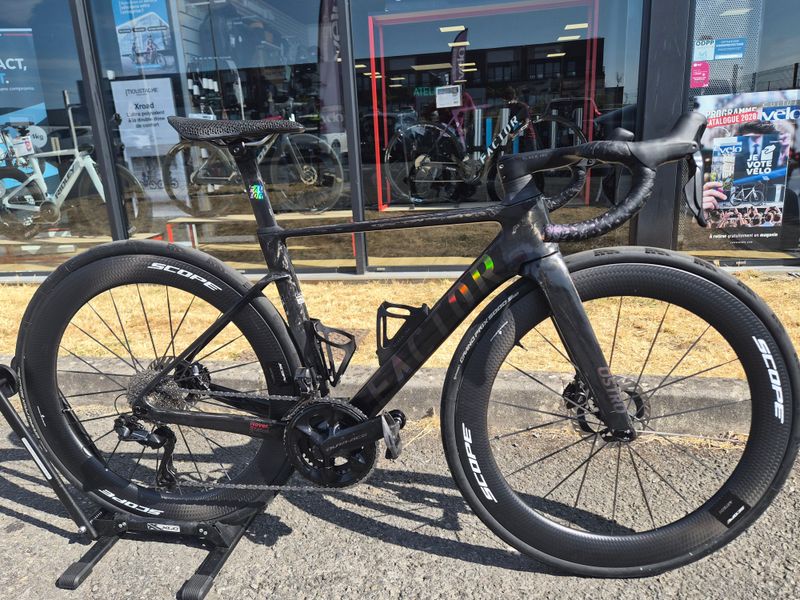 Used Factor OSTRO VAM - Frameset Premium 2026 Frameset 2026 Road & Gravel
