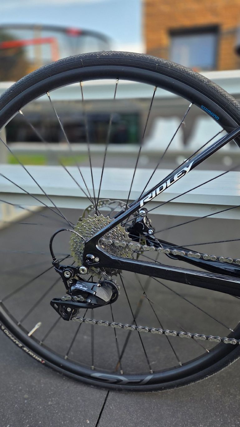 Gebrauchtes Ridley Fenix Shimano 105 2024 Road & Gravel, Schwarz — Bild 3 von 4