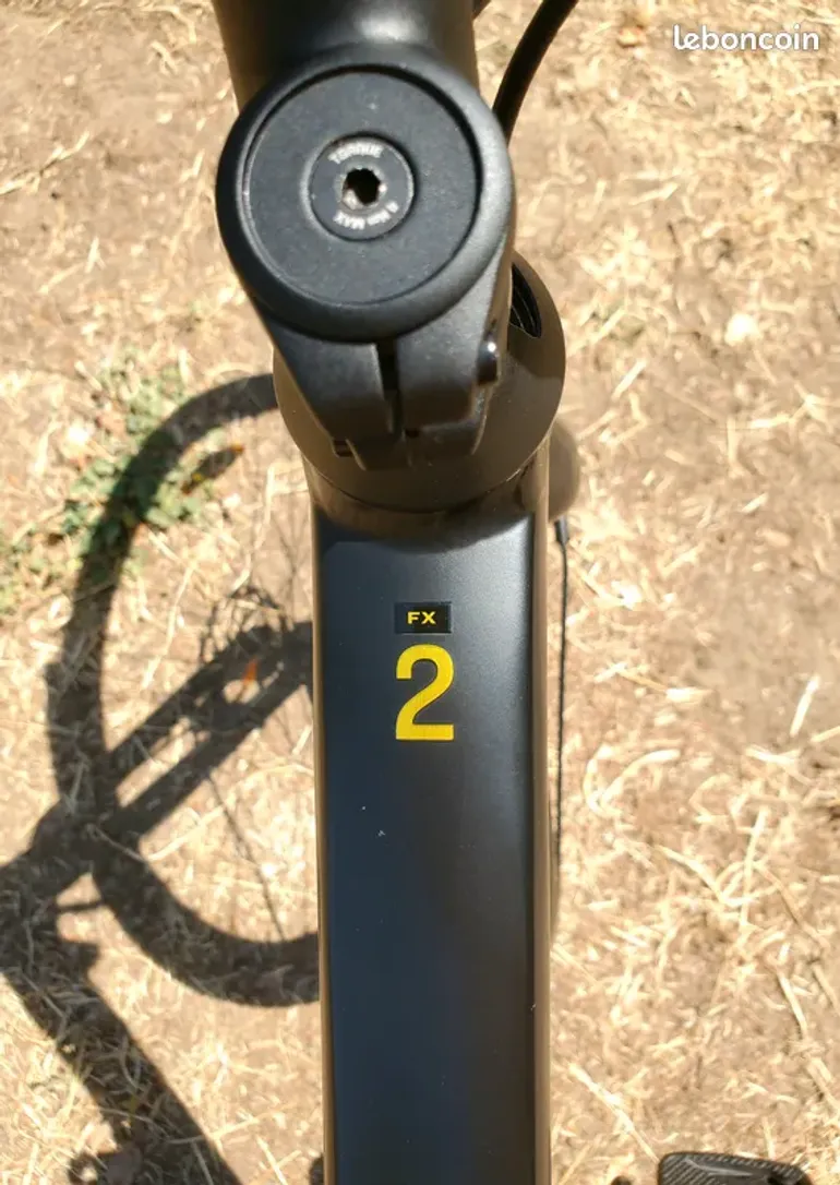 Used Trek FX 2 Gen 4 2025 2025 Urban, Black — image 4 of 5