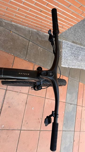 Używany Giant Anthem Advanced SL 0 2026 2026 Mountainbike — zdjęcie 7 z 10