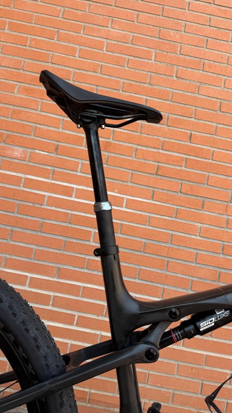 Używany Giant Anthem Advanced SL 0 2026 2026 Mountainbike — zdjęcie 4 z 10