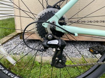 Used Trek Skye SL Women's 2018 2018 Mountainbike, Green, 27.5 — image 5 of 13