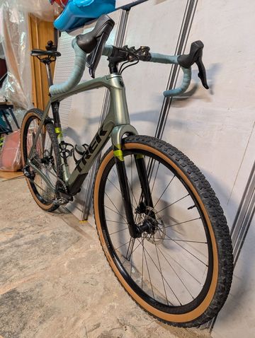 Trek Checkpoint SL 6 AXS 2024 2024 Road & Gravel usato, Verde — immagine 2 di 13