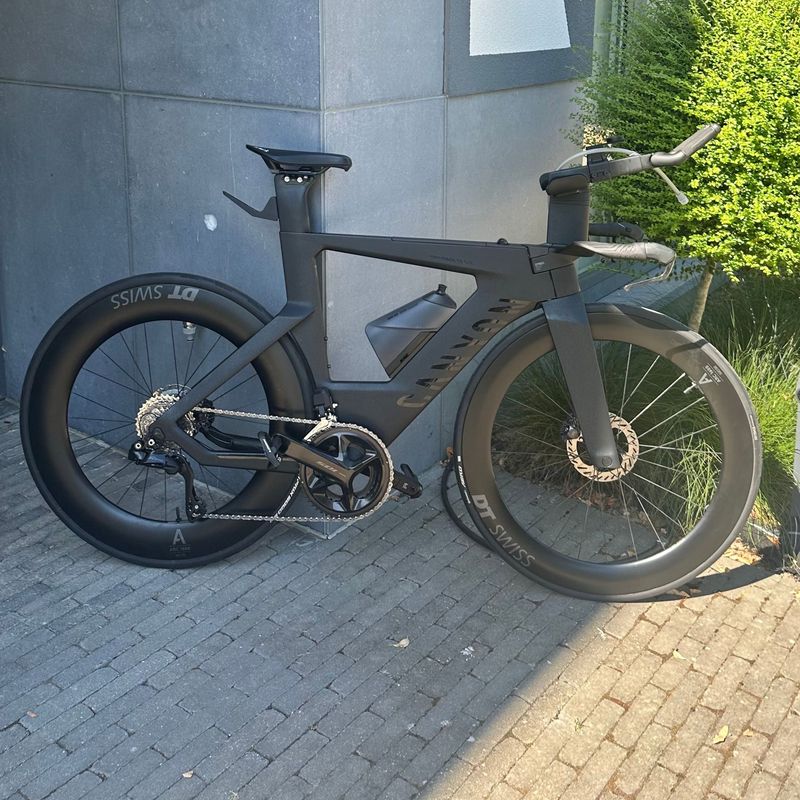 Použité Canyon Speedmax CF SLX 7 Di2 2026 2026 Road & Gravel