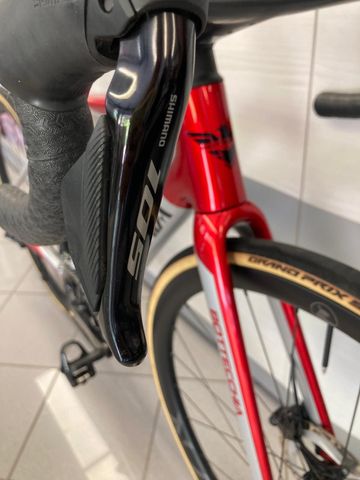 Used Bottecchia Custom Shimano 105 Di2 2026 Road & Gravel, Light Gray — image 13 of 19