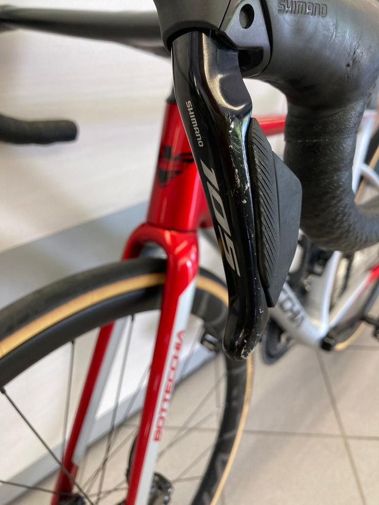 Used Bottecchia Custom Shimano 105 Di2 2026 Road & Gravel, Light Gray — image 9 of 19