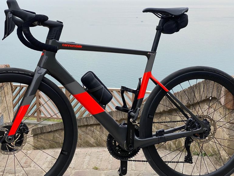Gebrauchtes Cannondale Supersix Shimano 105 2023 Road & Gravel, Hellgrau — Bild 3 von 13