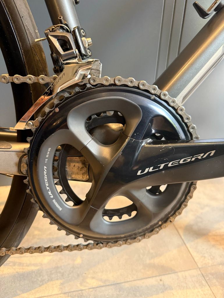 Scott Addict 10 disc 2020 2020 Road & Gravel usato, Grigio chiaro — immagine 4 di 11