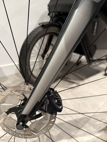 Gebrauchtes Scott Addict 10 disc 2020 2020 Road & Gravel, Hellgrau — Bild 12 von 15
