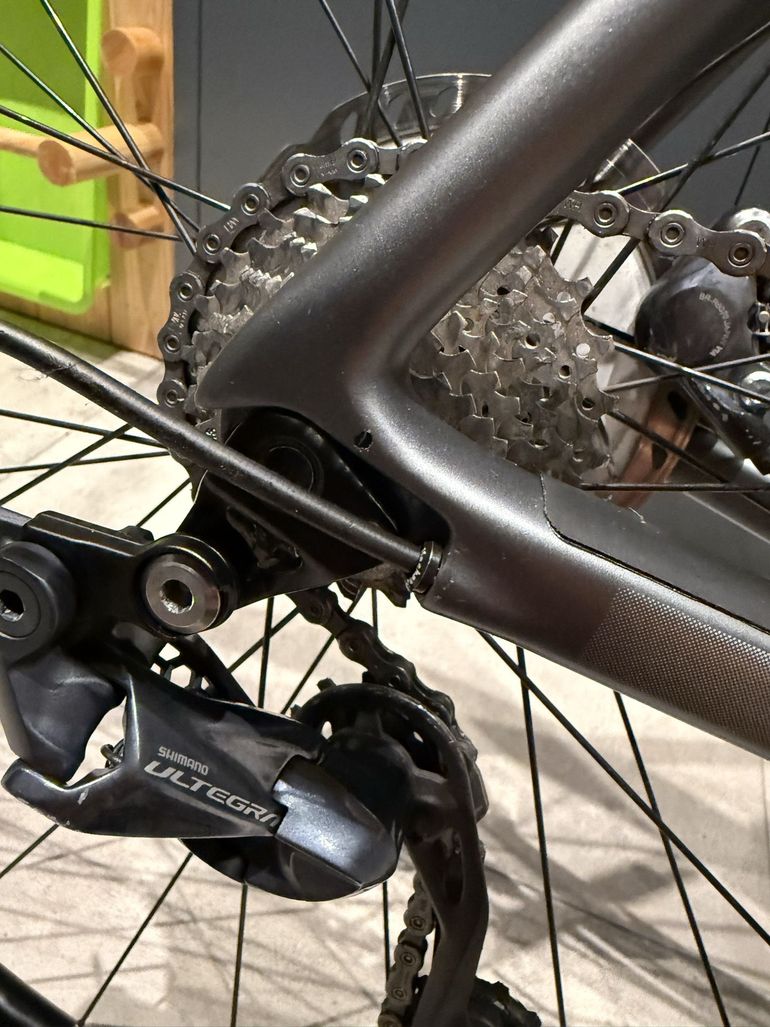 Gebrauchtes Scott Addict 10 disc 2020 2020 Road & Gravel, Hellgrau — Bild 13 von 15