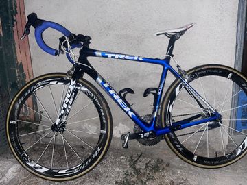 Used Trek Madone 6.5 2011 2011 Road & Gravel, Blue — image 5 of 5