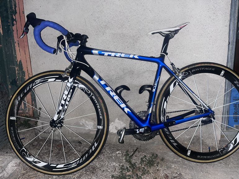 Used Trek Madone 6.5 2011 2011 Road & Gravel, Blue — image 5 of 5