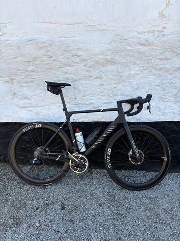 Używany Canyon Ultimate CFR AXS 2024 2024 Road & Gravel — zdjęcie 9 z 9