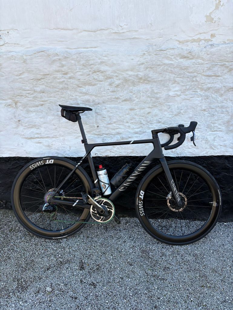 Używany Canyon Ultimate CFR AXS 2024 2024 Road & Gravel — zdjęcie 9 z 9
