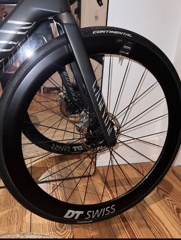 Używany Canyon Ultimate CFR AXS 2024 2024 Road & Gravel — zdjęcie 6 z 9