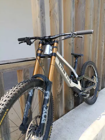 Canyon Sender SRAM X01 2023 2023 Mountainbike usato, Grigio chiaro — immagine 4 di 8