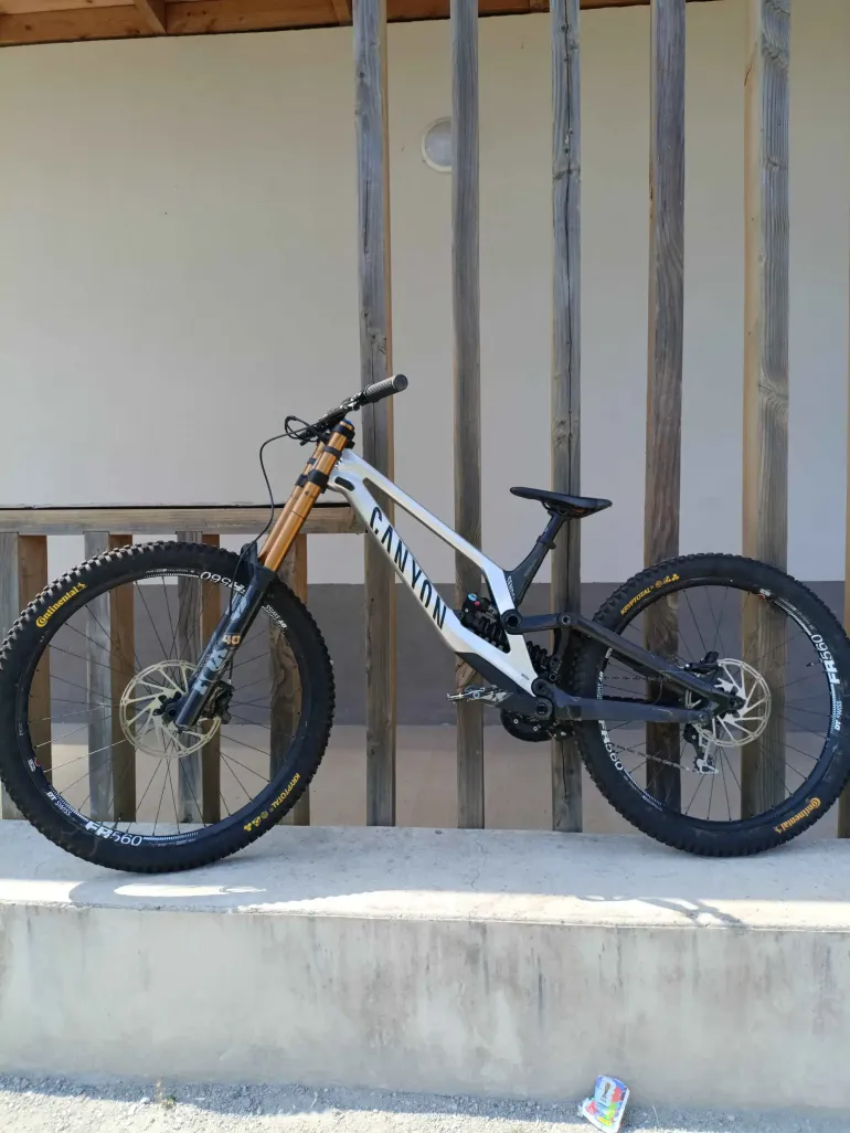 Canyon Sender SRAM X01 2023 2023 Mountainbike usato, Grigio chiaro — immagine 6 di 8