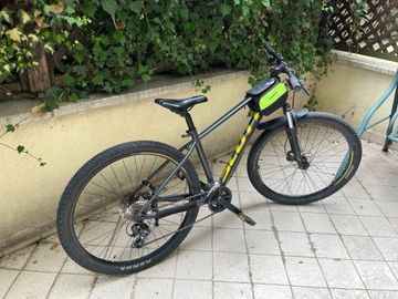 Używany Scott Aspect 960 2021 2021 Mountainbike — zdjęcie 1 z 5