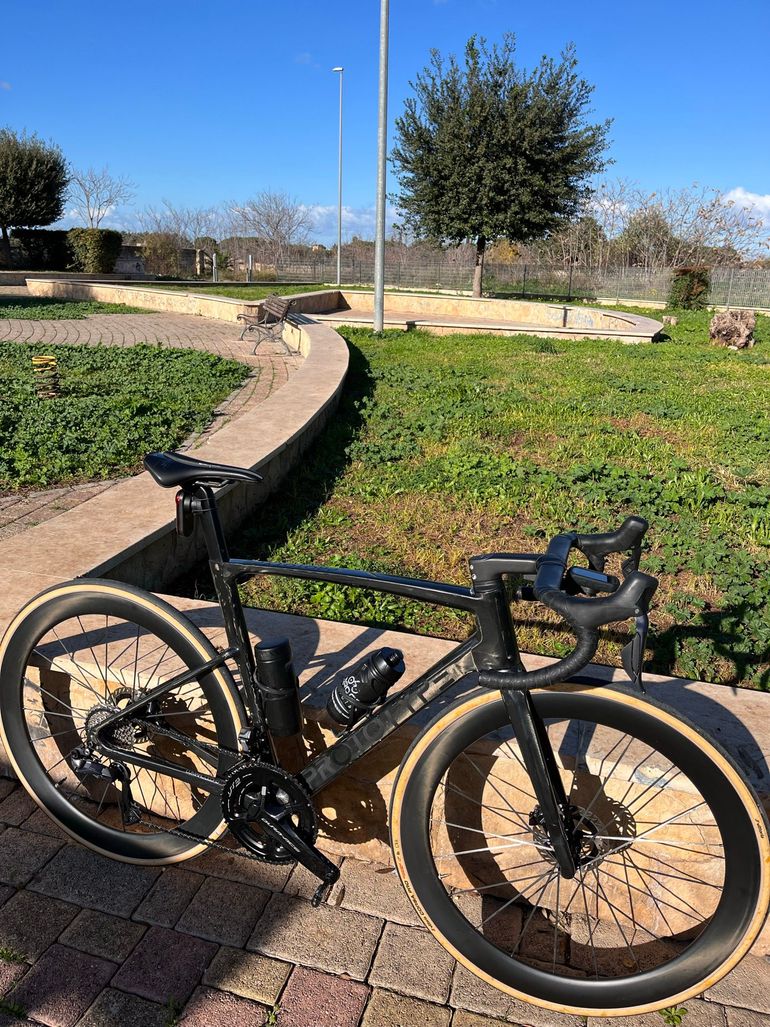 Used Lightcarbon Custom Frameset 2025 Road & Gravel, Black — image 6 of 6