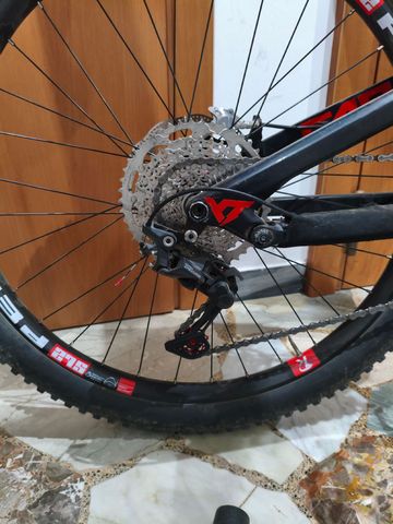 Used YT Industries Capra Shimano Deore 2017 Mountainbike, Black — image 6 of 14