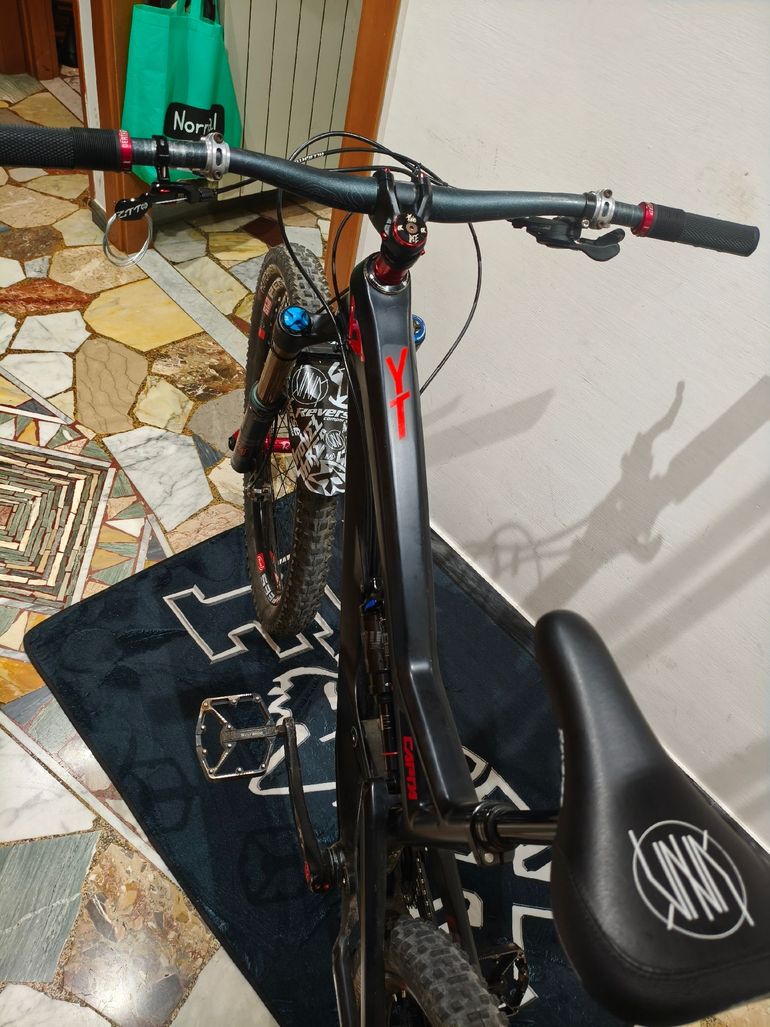 Used YT Industries Capra Shimano Deore 2017 Mountainbike, Black — image 3 of 14