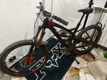 Used YT Industries Capra Shimano Deore 2017 Mountainbike, Black — image 2 of 14
