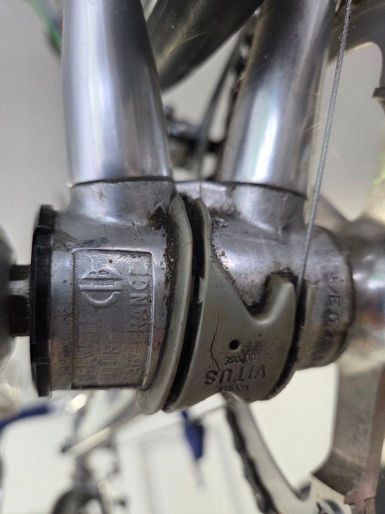 Used Vitus 979 Duralinox 1980 Road & Gravel, Light Gray — image 5 of 17