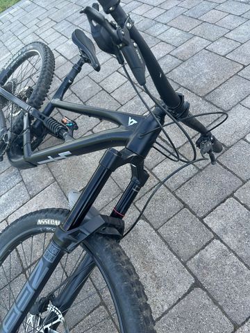 Tweedehands YT Industries Capra CORE 1 MX 2023 2023 Mountainbike — afbeelding 2 van 14