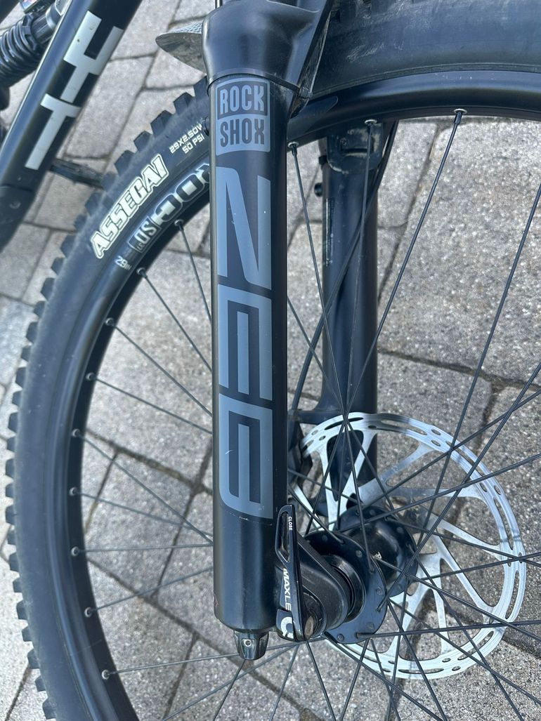 Tweedehands YT Industries Capra CORE 1 MX 2023 2023 Mountainbike — afbeelding 9 van 14