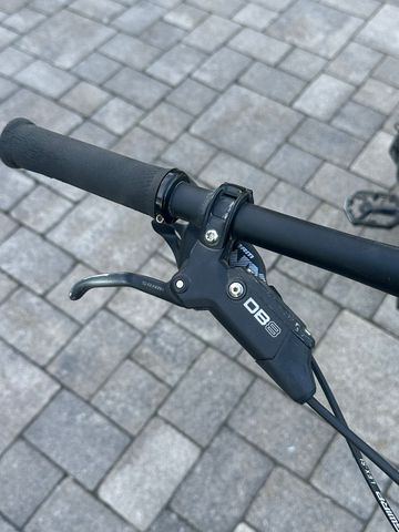 Tweedehands YT Industries Capra CORE 1 MX 2023 2023 Mountainbike — afbeelding 12 van 14