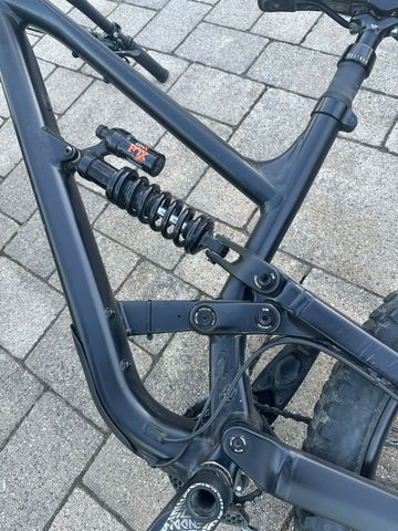 Tweedehands YT Industries Capra CORE 1 MX 2023 2023 Mountainbike — afbeelding 7 van 14