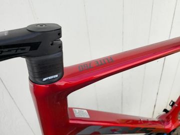 Used KHS FLITE 750 2024 Frameset 2024 Road & Gravel, Red — image 7 of 12