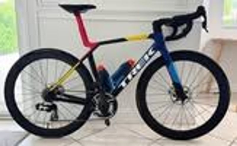 Used Trek Madone SLR 9 AXS Gen 8 2025 2025 Road & Gravel