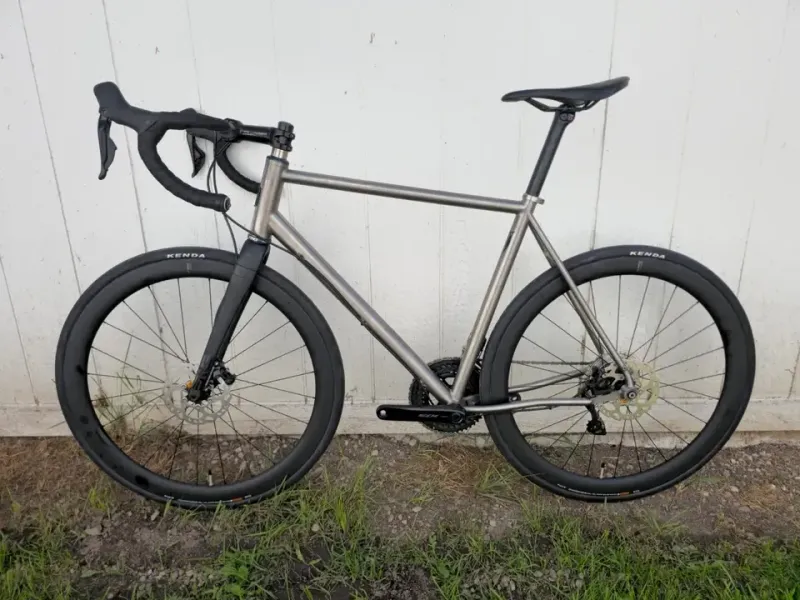 Used Sage 2024 Sage Skyline Titanium Road Bike / Chris King / ENVE 2024 Road & Gravel