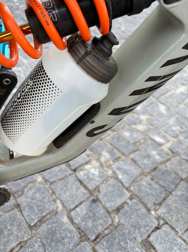 Canyon Spectral CF 7 2025 2025 Mountainbike de segunda mano, Gris claro — imagen 5 de 6