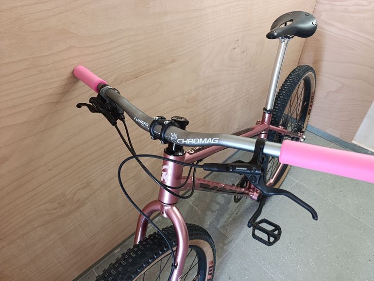 Used Kona Unit 2022 2022 Mountainbike, Red, 29 — image 12 of 15
