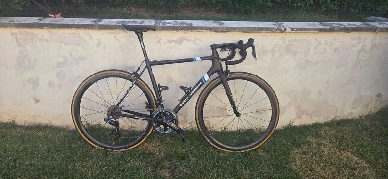 Eddy Merckx Stockeu69 Shimano Dura Ace Di2 2020 Road & Gravel usato