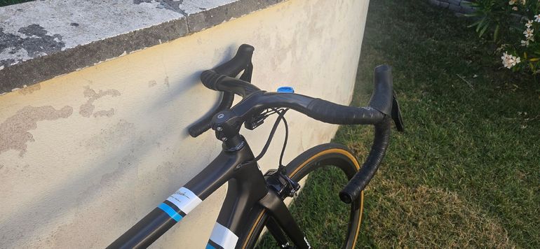 Gebrauchtes Eddy Merckx Stockeu69 Shimano Dura Ace Di2 2020 Road & Gravel, Schwarz — Bild 2 von 4