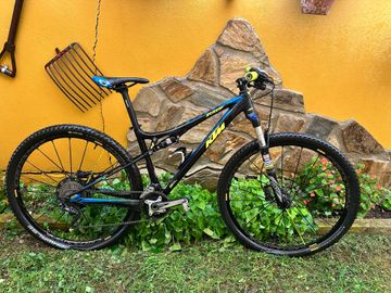 Used KTM Custom Shimano SLX 2017 Mountainbike, Black — image 1 of 6