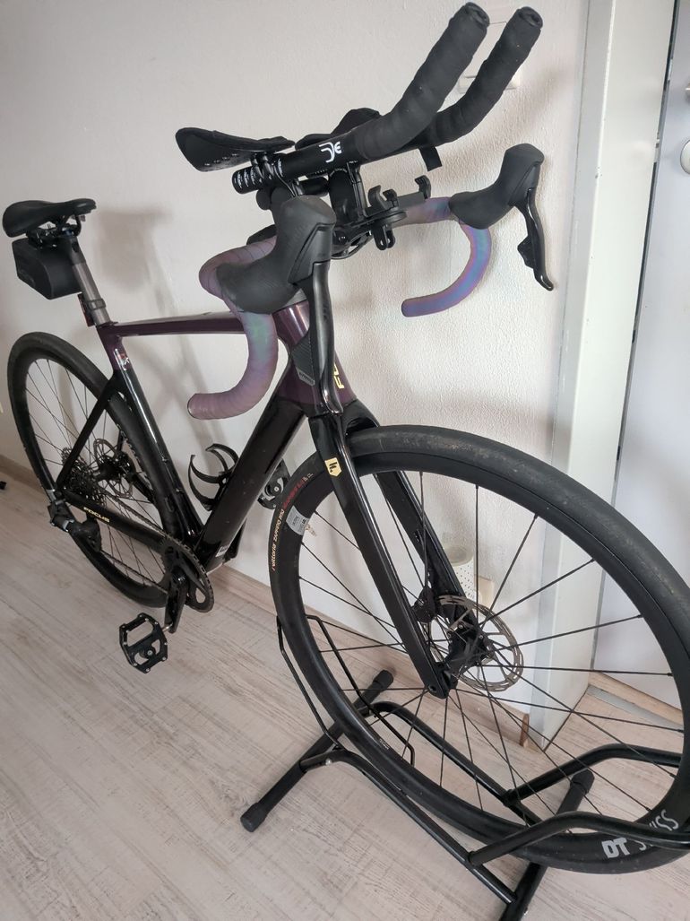 Focus paralane 8.8 Custom SRAM Rival eTap AXS 2025 Road & Gravel de segunda mano, Negro — imagen 4 de 5