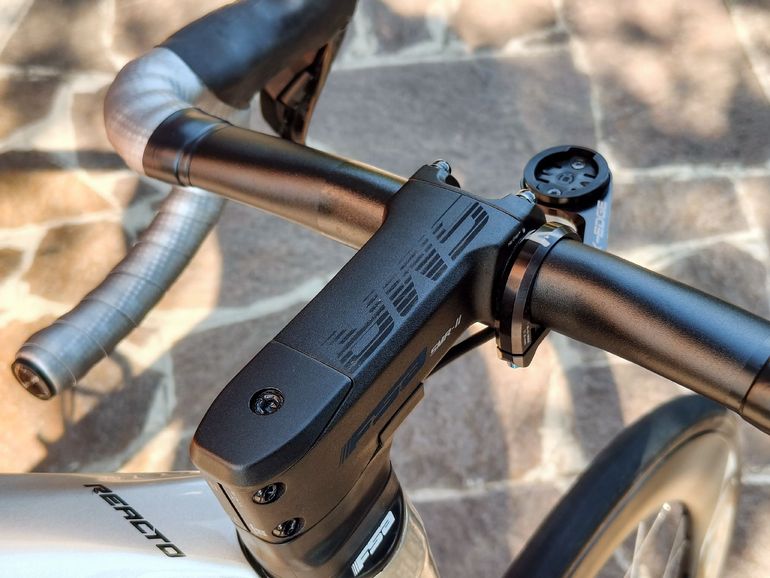 Used Merida REACTO 6000 Di2 2024 2024 Road & Gravel, Light Gray — image 13 of 15