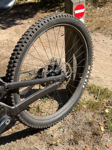 Used Scott Genius 920 2024 2024 Mountainbike, Black, 29 — image 4 of 11