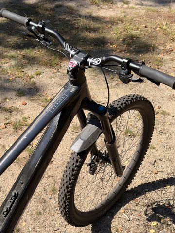 Used Scott Genius 920 2024 2024 Mountainbike, Black, 29 — image 7 of 11