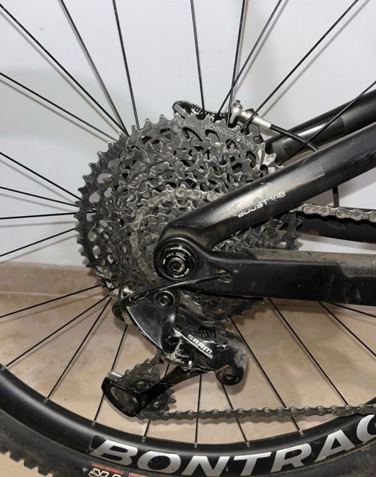 Tweedehands Trek Slash 9.7 2020 2020 Mountainbike — afbeelding 3 van 5