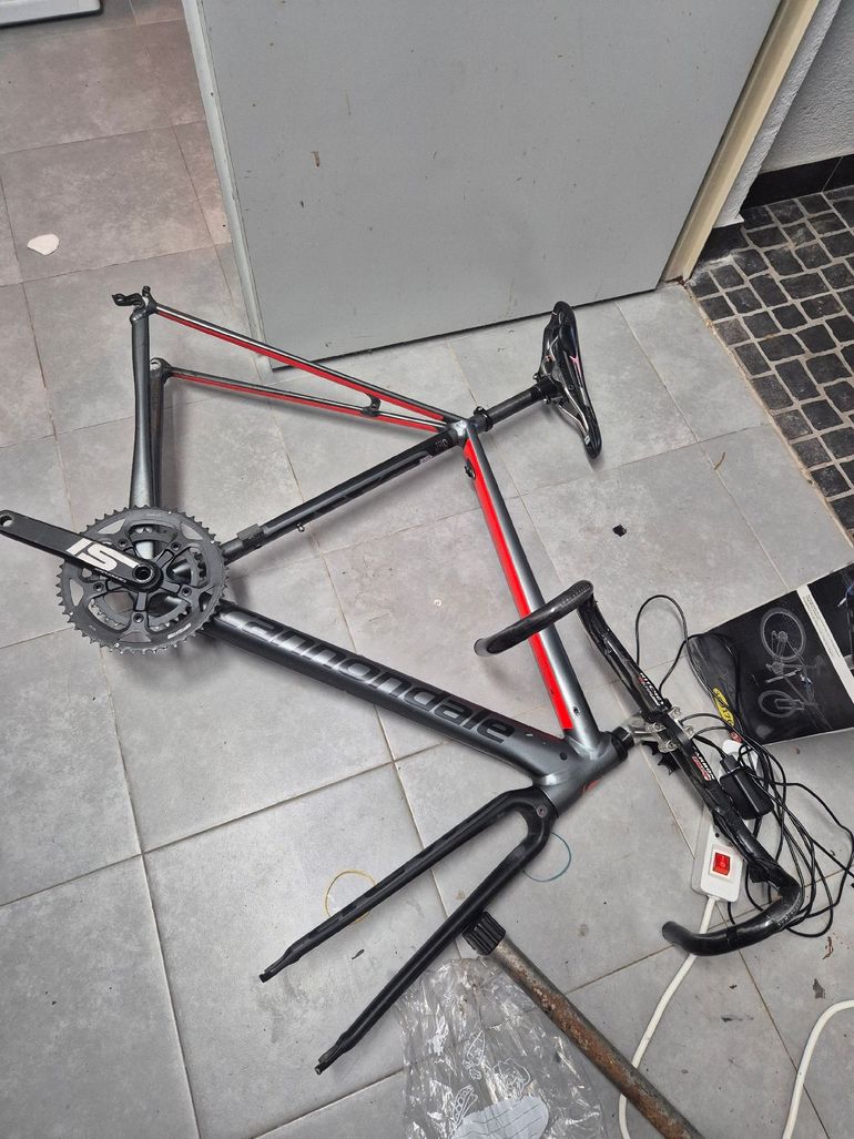 Used Cannondale CAAD12 105 2017 Frameset 2017 Road & Gravel, Light Gray — image 3 of 4
