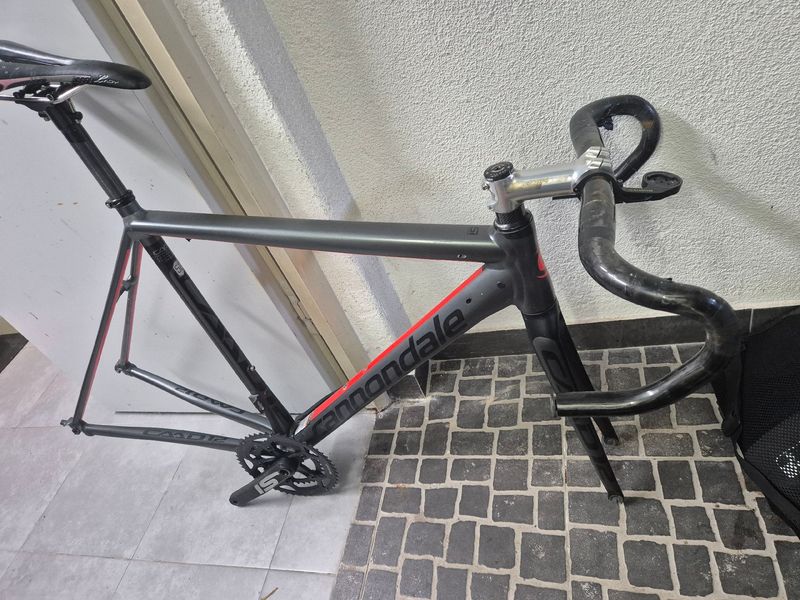 Used Cannondale CAAD12 105 2017 Frameset 2017 Road & Gravel