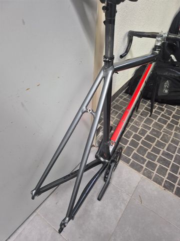 Used Cannondale CAAD12 105 2017 Frameset 2017 Road & Gravel, Light Gray — image 4 of 4