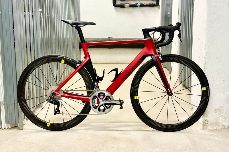 Used Canyon Aeroad CF SLX 9.0 Di2 2019 2019 Road & Gravel