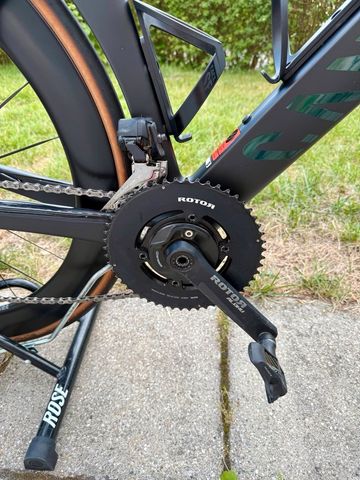 Canyon Aeroad CFR Disc Di2 2023 2023 Road & Gravel usato, Nero — immagine 8 di 12