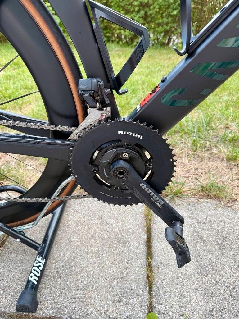 Canyon Aeroad CFR Disc Di2 2023 2023 Road & Gravel usato, Nero — immagine 8 di 12
